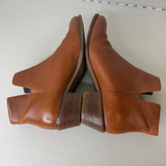 Cole Haan Cognac Leather Ankle Boots Block Heel, Chelsea Style Size 8 - Picture 6 of 13